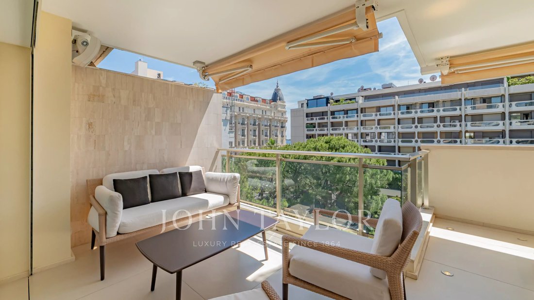 Apartment in La Californie, Cannes, France 1 - 18117228