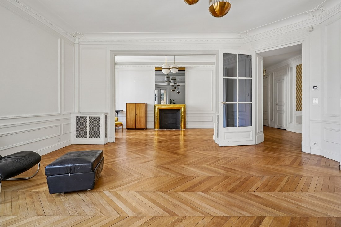 Apartment in Invalides, Paris 7e Arrondissement, Paris 3 - 18117561