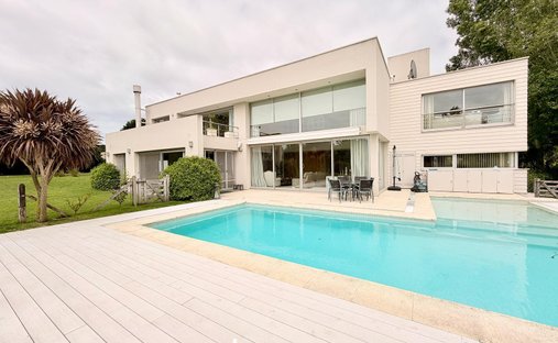 House in Mar del Plata, Buenos Aires Province, Argentina 1