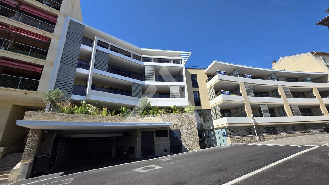 Cap-d'Ail, Provence-Alpes-Côte d'Azur, France 1 - 18117208