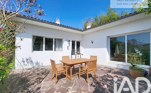 House in Sud, Ciboure, France 1