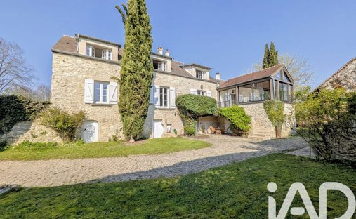 House in Fontenay-Saint-Pere, Ile-de-France, France 1