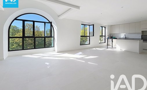 Apartment in Mairie, Garches, France 1