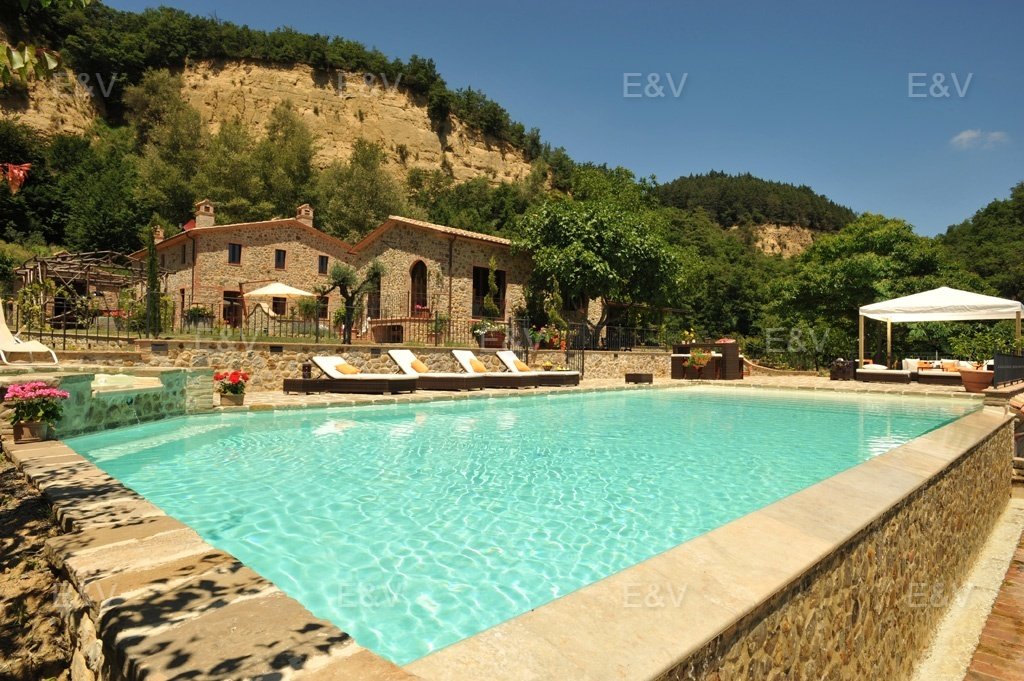 Country House in Ficulle, Umbria, Italy 1 - 18117804