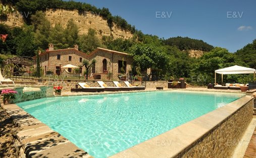 Maisons de campagne à Ficulle, Ombrie, Italie 1