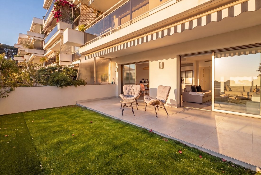 Apartment in Saint Nicolas, Cannes, France 3 - 18117566