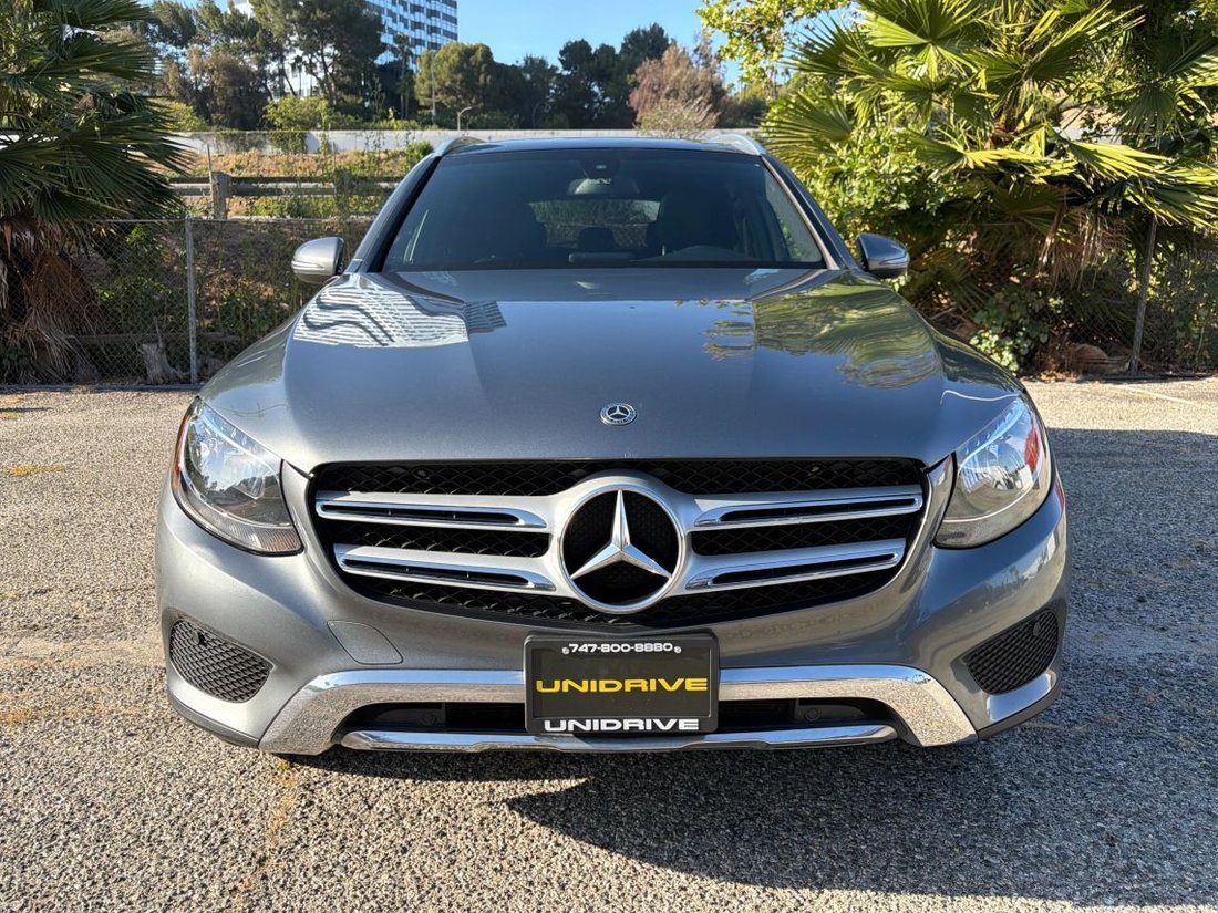 Suv in Los Angeles, CA, United States 1 - 18117515