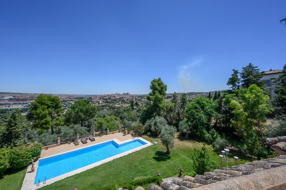 House in Toledo, Castile-La Mancha, Spain 2 - 18117348
