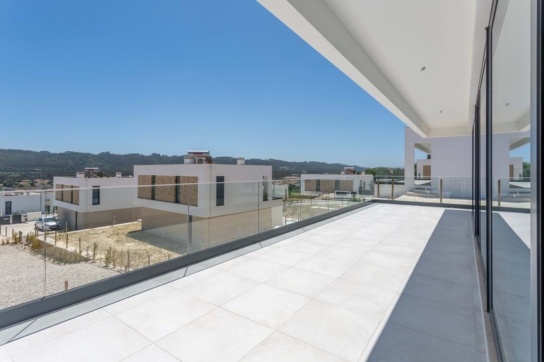 Villa in Nazare, Leiria District, Portugal 3 - 18117672