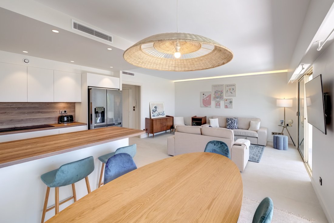 Apartment in Saint Nicolas, Cannes, France 5 - 18117566