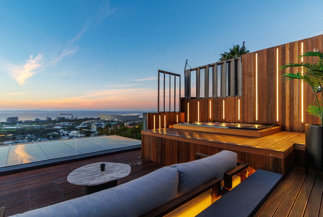 House in Signal Hill, Cape Town, Western Cape 3 - 18117536