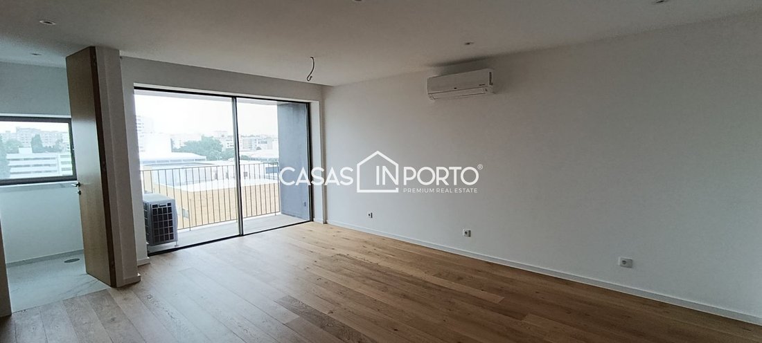 Apartment in Matosinhos e Leca da Palmeira, Porto District, Portugal 3 - 17983088