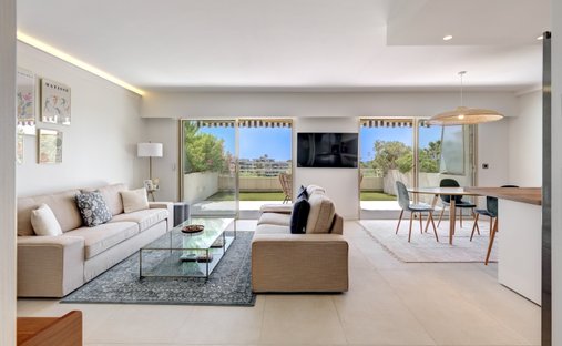 Appartement à Saint Nicolas, Cannes, France 1