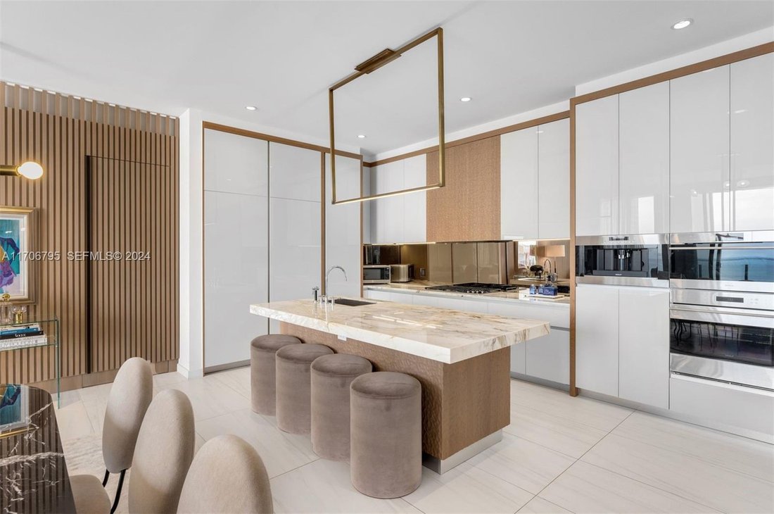 Condo in Miami, Florida, United States 5 - 15012361