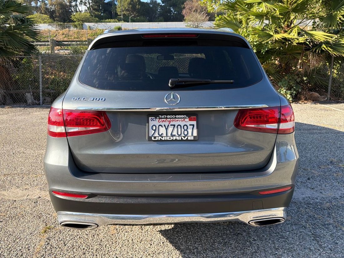 Suv in Los Angeles, CA, United States 5 - 18117515