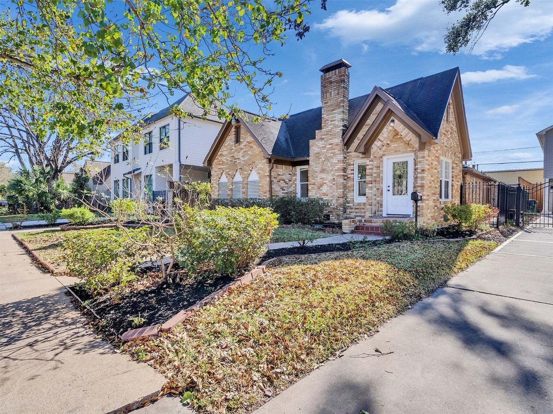 House in Houston, Texas, United States 1 - 18117558