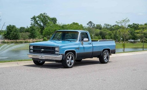 Chevrolet CK10 in Calverton, NY, United States 1