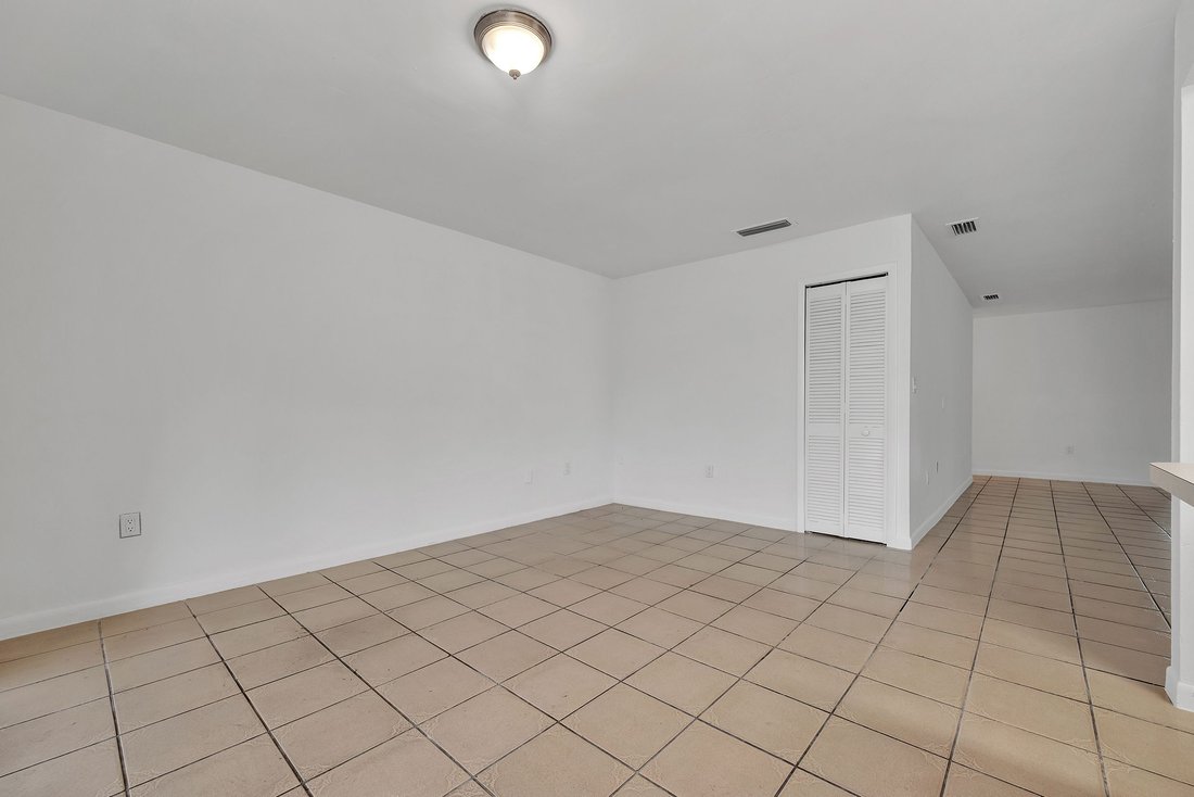Condo in Doral, Florida, United States 4 - 18117823