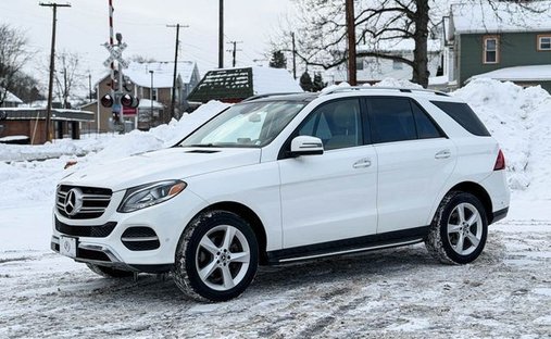 MercedesBenz GLE in Calverton, NY, United States 1
