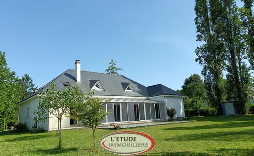 House in Est, Thouare-sur-Loire, France 1