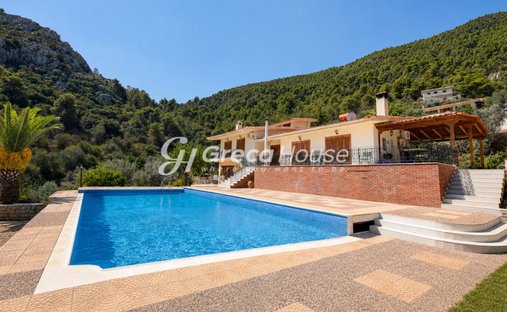 Villa in Nea Epidavros Community, Epidavros, Greece 1