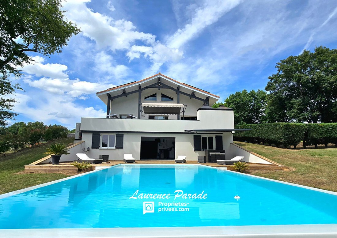 Villa in Creon, Nouvelle-Aquitaine, France 1 - 18117392