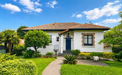 Villa in Sud, Ciboure, France 1