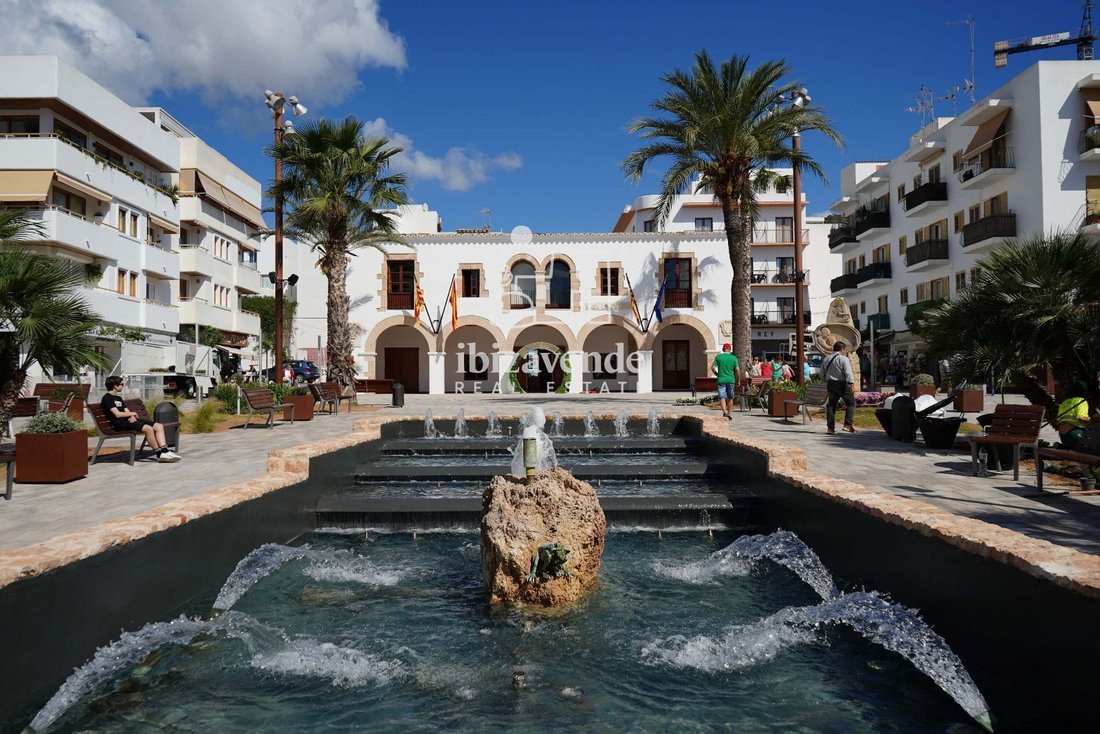 Villa in Santa Gertrudis de Fruitera, Santa Eularia des Riu, Balearic Islands 1 - 16497015
