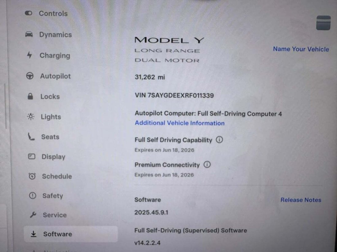 Suv in Newport Beach, CA, United States 4 - 18118139
