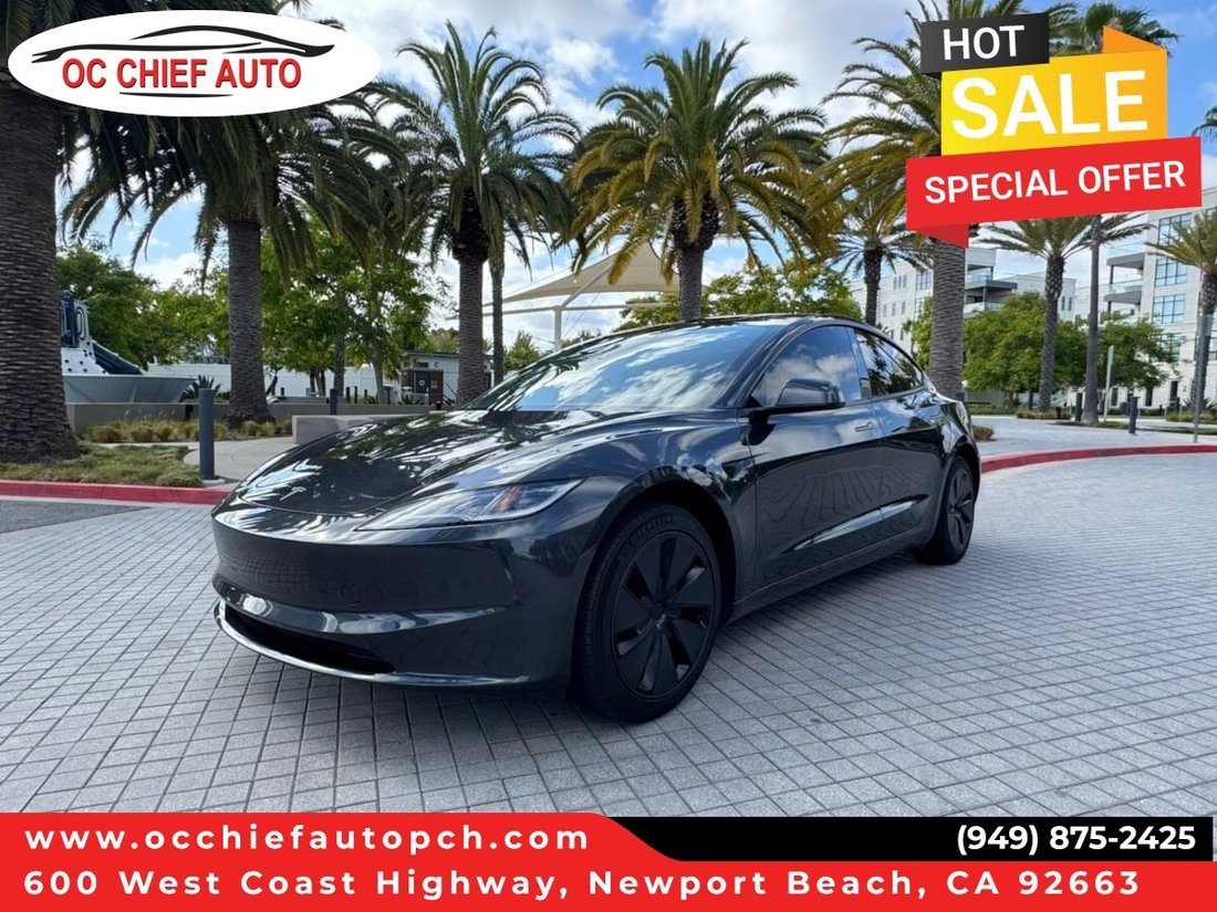 Sedan in Newport Beach, CA, United States 1 - 18118348