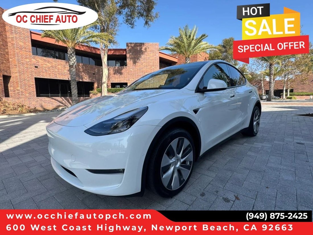 Suv in Newport Beach, CA, United States 1 - 18118323