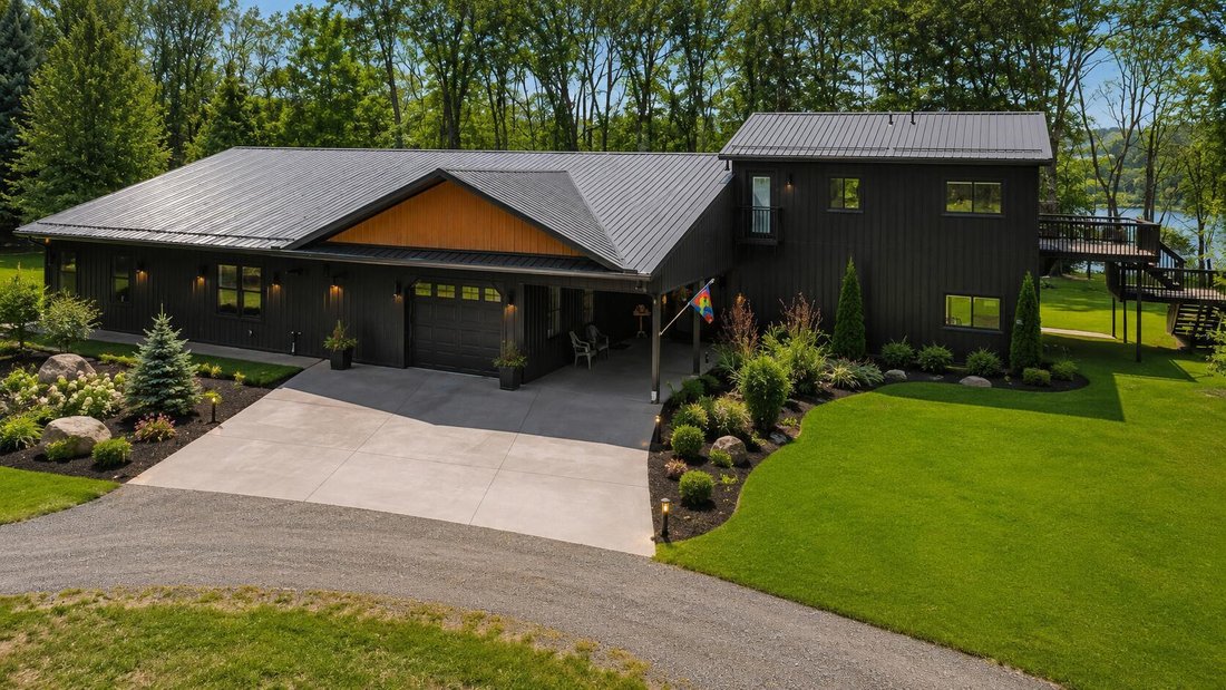 House in Allegan, Michigan, United States 4 - 17986881