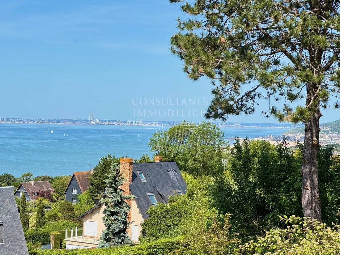 House in Benerville-sur-Mer, Normandy, France 3 - 18118477