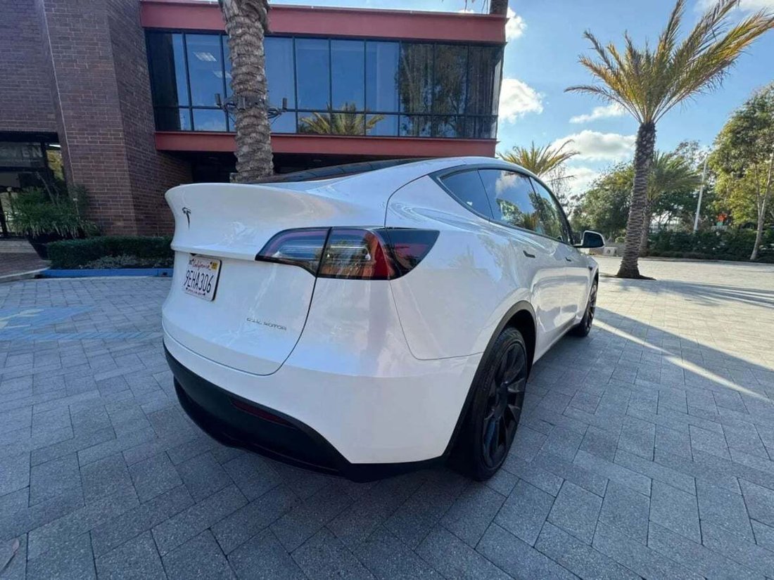 Suv in Newport Beach, CA, United States 5 - 18118205