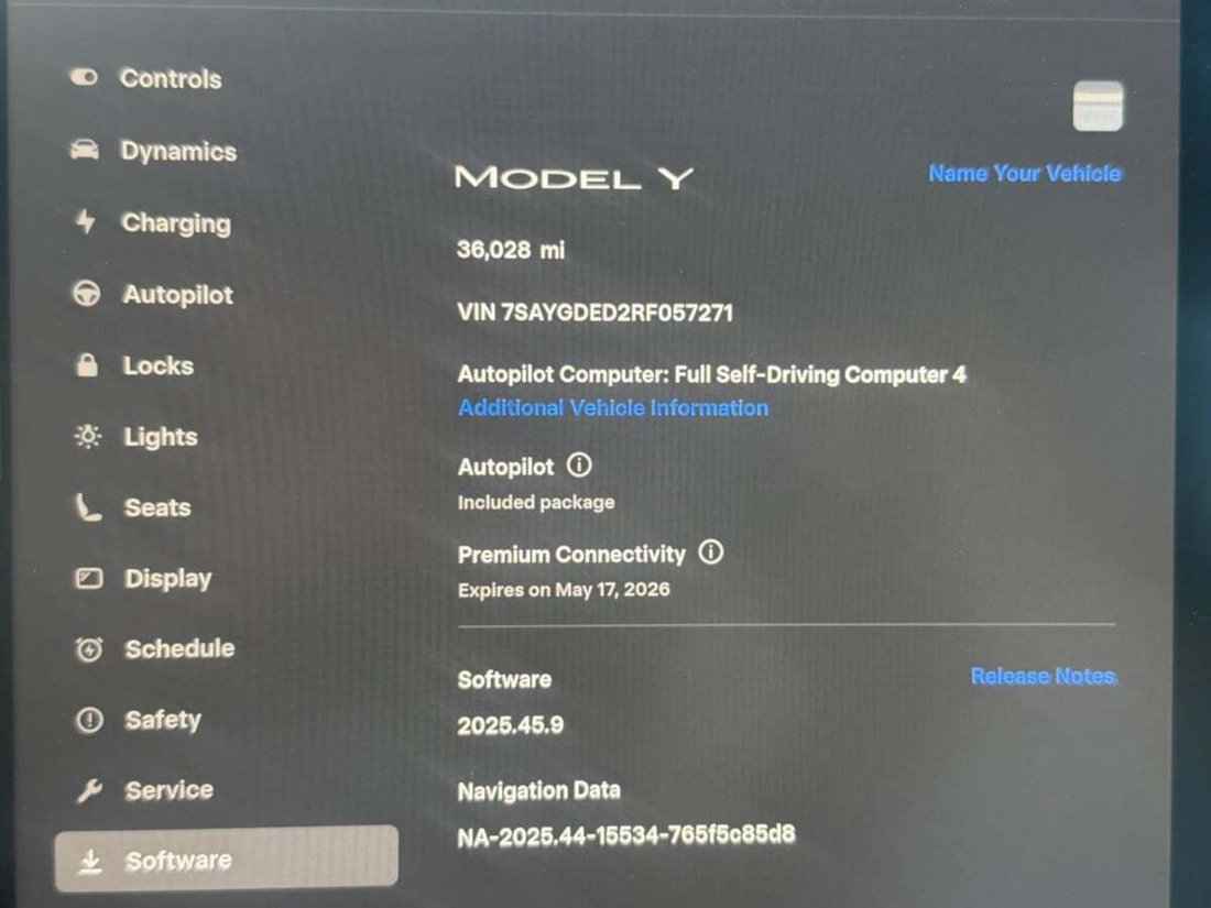 Suv in Newport Beach, CA, United States 4 - 18118235