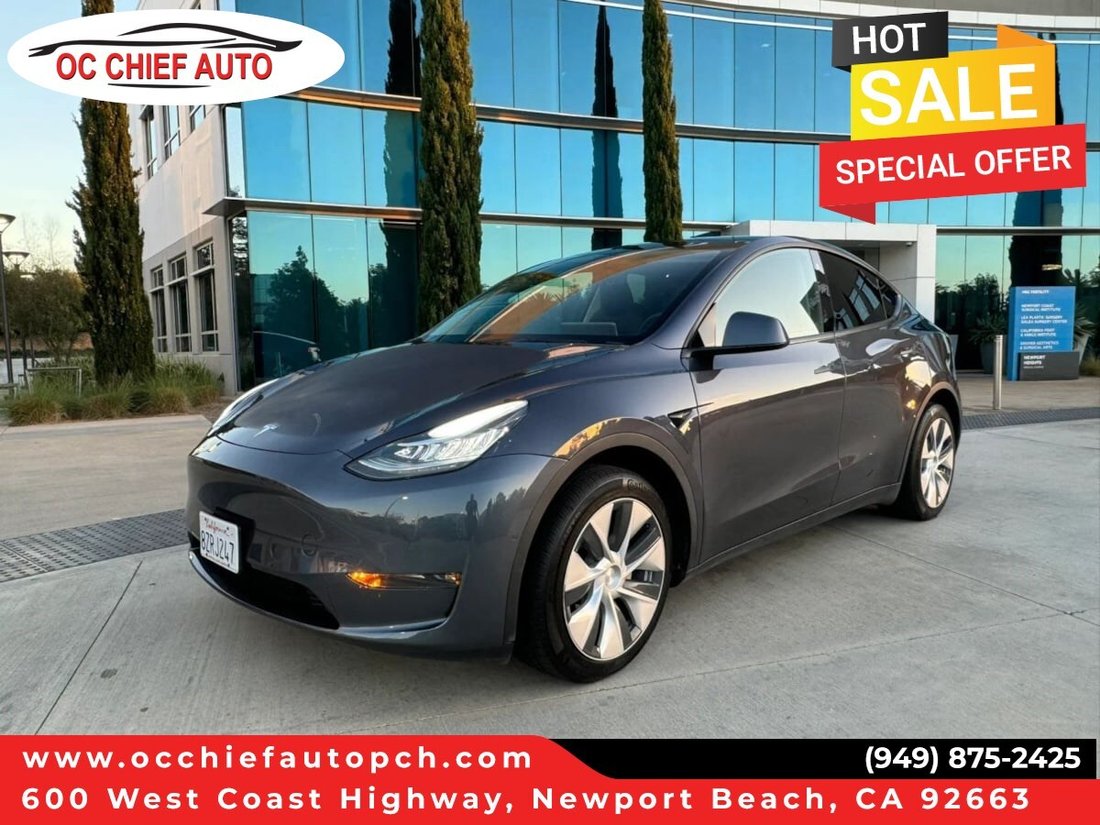Suv in Newport Beach, CA, United States 1 - 18118139