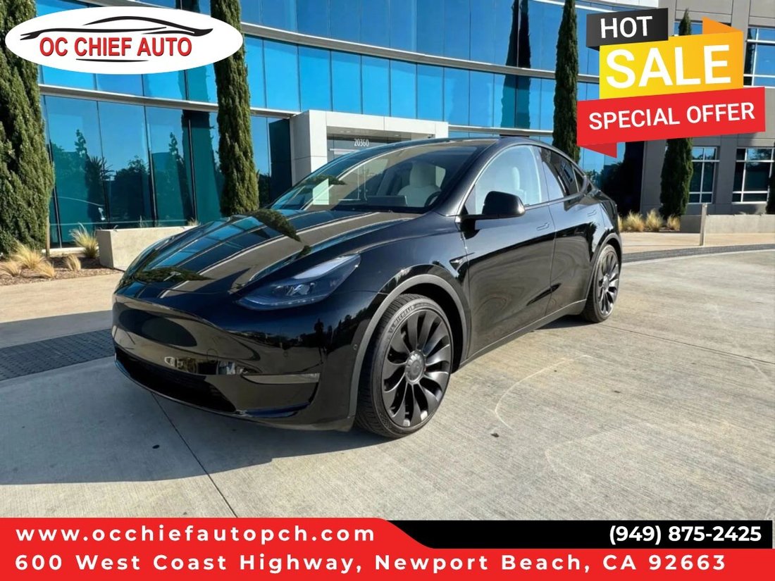 Suv in Newport Beach, CA, United States 1 - 18118032