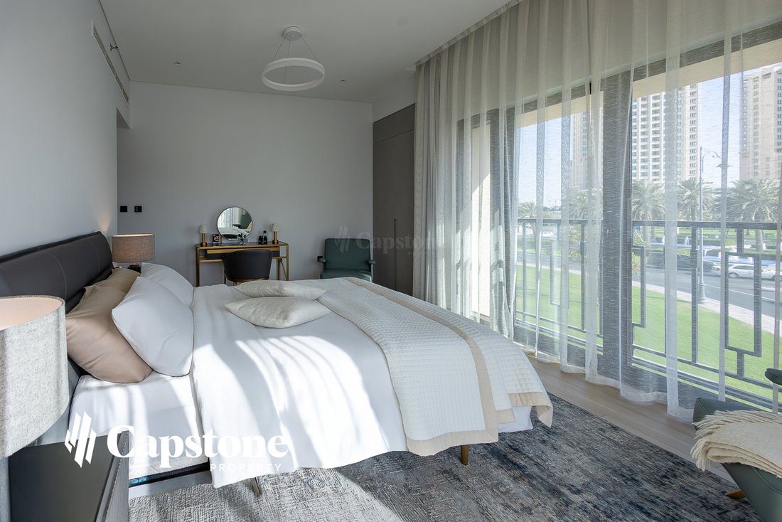 Apartment in United Arab Emirates 5 - 18118418