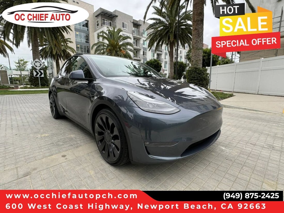 Suv in Newport Beach, CA, United States 1 - 18118366