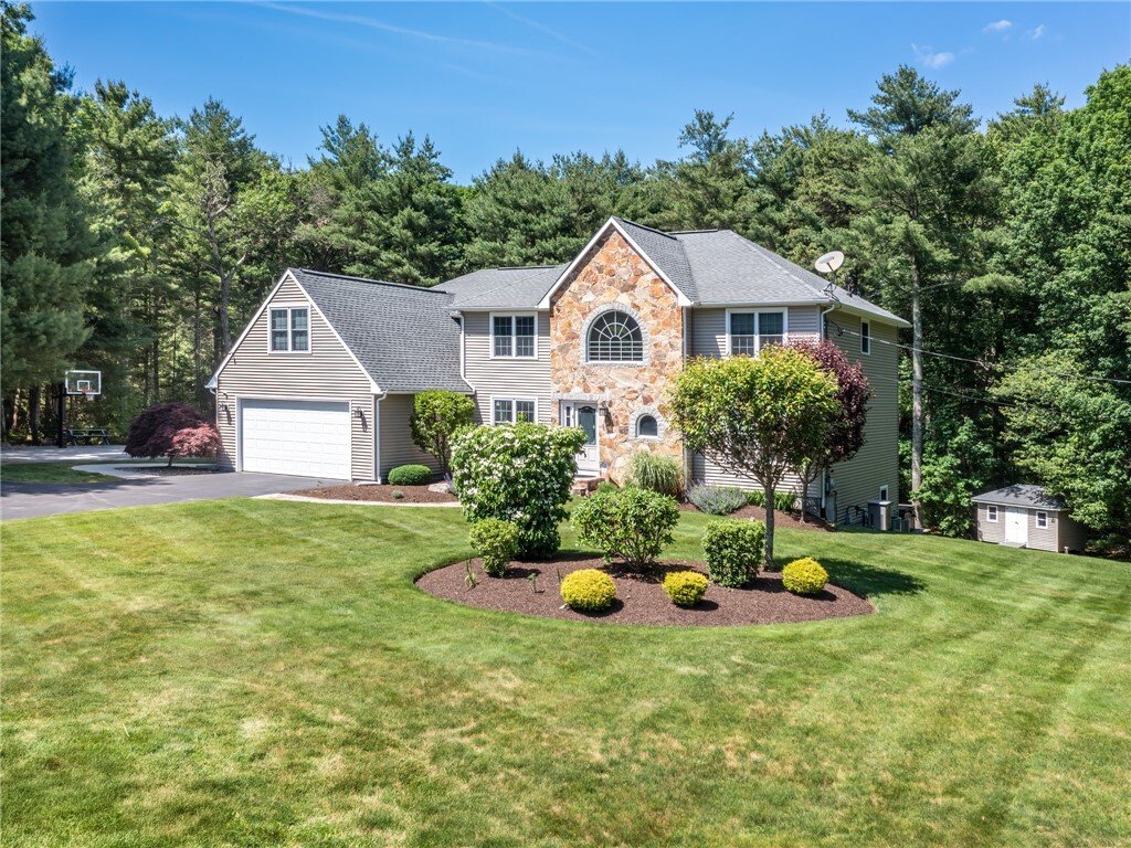 House in Coventry, Rhode Island, United States 2 - 18118741