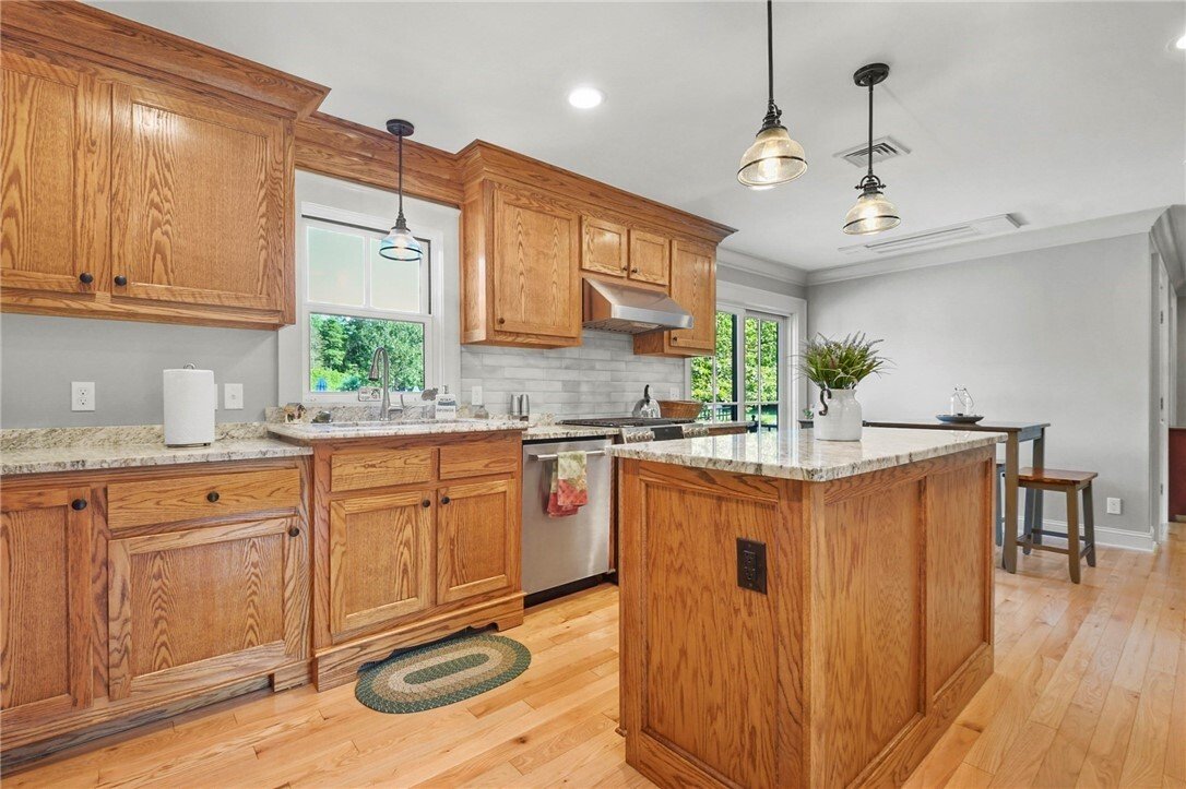House in Tiverton, Rhode Island, United States 4 - 18118752
