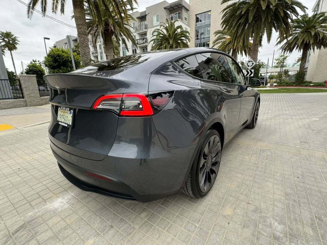 Suv in Newport Beach, CA, United States 5 - 18118366