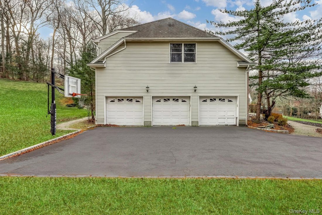 House in Montebello, New York, United States 4 - 18118801