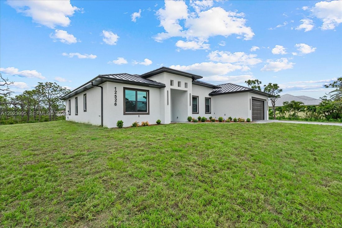 House in Bokeelia, Florida, United States 2 - 18118305