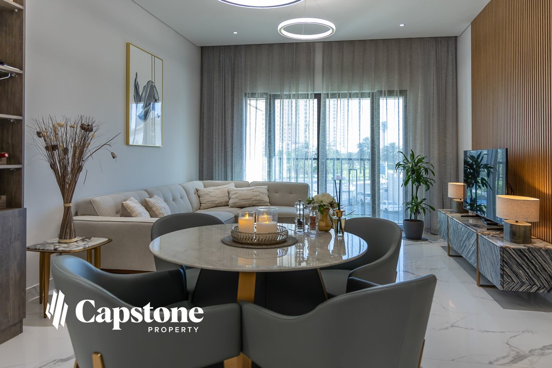 Apartment in United Arab Emirates 2 - 18118418