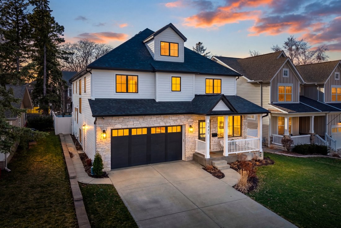 House in Naperville, Illinois, United States 1 - 18117956
