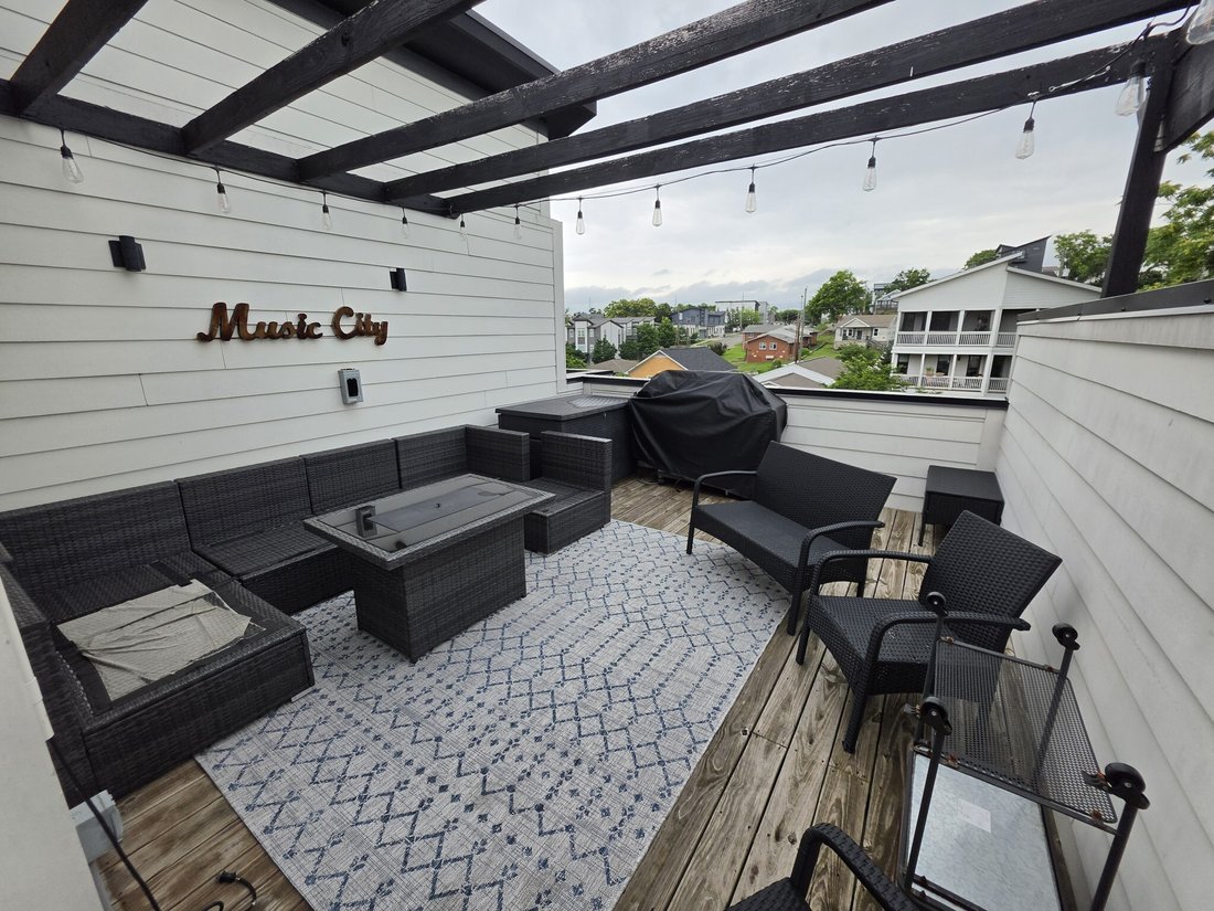 Co Op in Nashville, Tennessee, United States 5 - 18118823