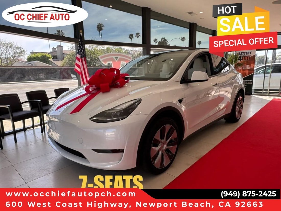 Suv in Newport Beach, CA, United States 1 - 18118157