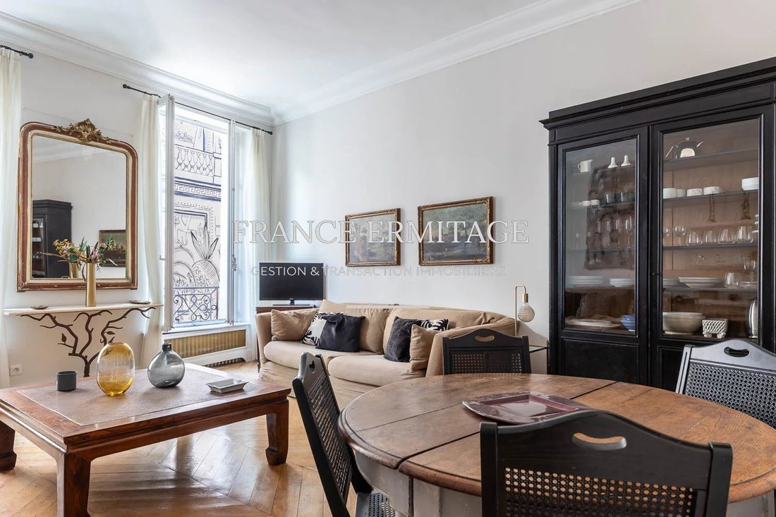 Apartment in Elysées-Madeleine, Paris 8e Arrondissement, Paris 3 - 18118806