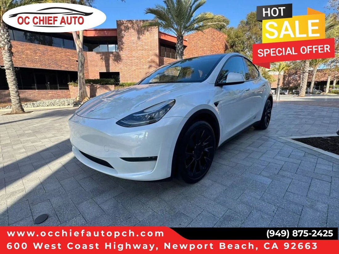 Suv in Newport Beach, CA, United States 1 - 18118205